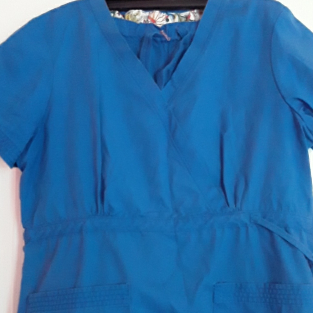 Koi scrubs